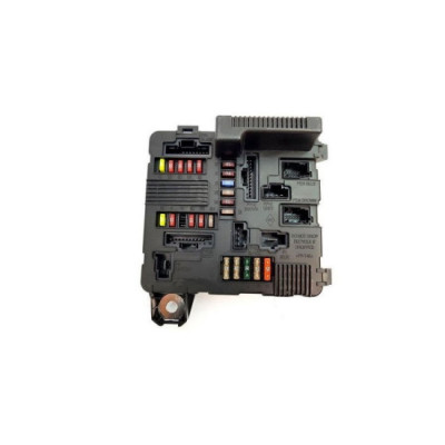 Sigorta Kutusu (Renault, Megane II) (8200306033, 8200262385, 50052)